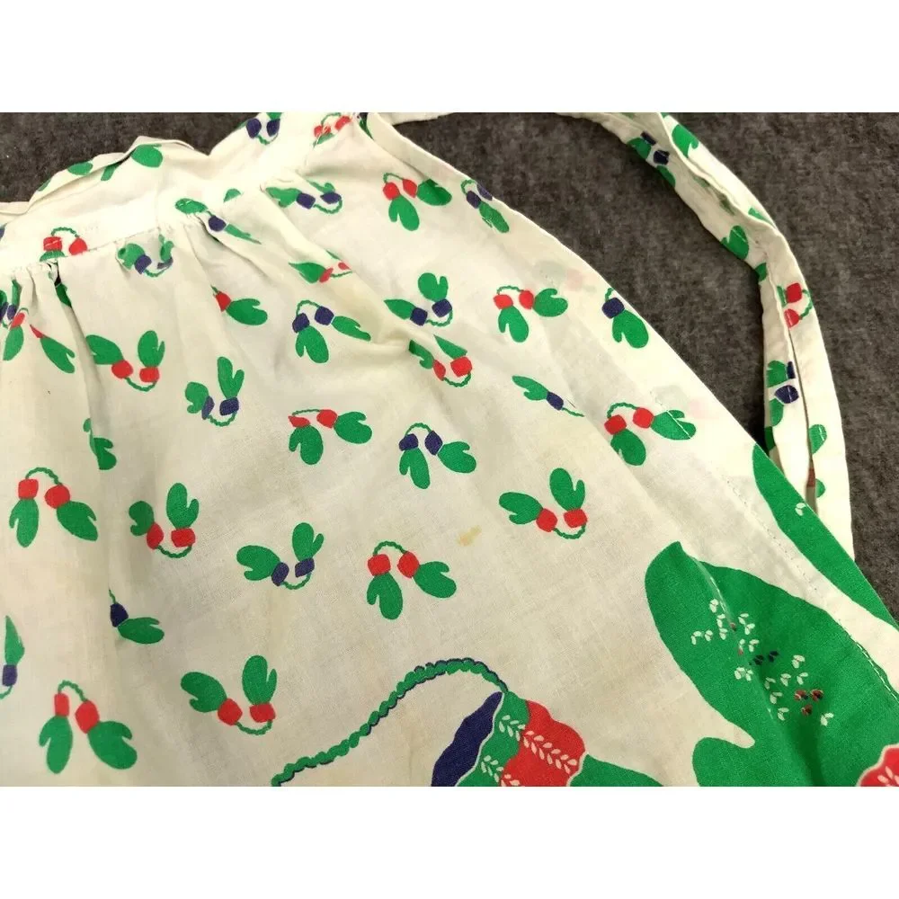 Vintage Cloth HALF APRON Holiday Christmas Lights Mittens White Green Red Pocket